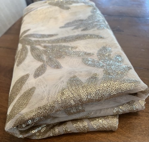 Bold gold pattern - gold,